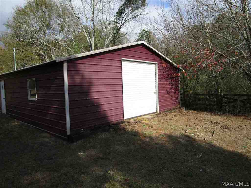 4434 Stephenson Road Coffee Springs, AL 36318 - Photo 36 of 36 Front of workshop