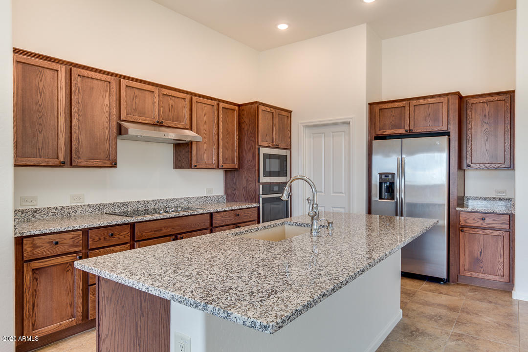 5145 North Arlington Road Eloy, AZ 85131 - Photo 8 of 34 Kitchen