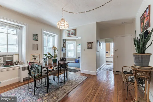 $1,700 | 6234 Ridge Avenue, Unit 2, Philadelphia, PA 19128