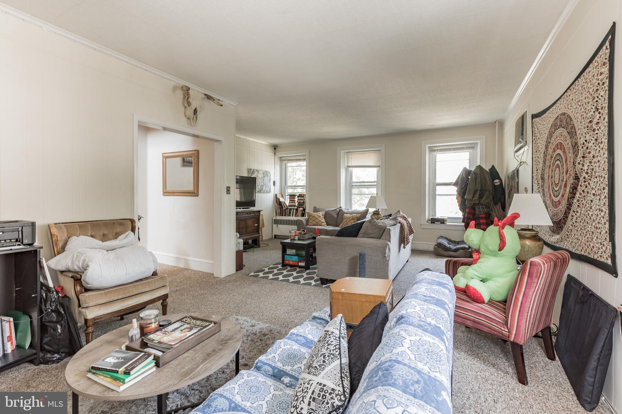 6234 Ridge Avenue, Unit 2 Philadelphia, PA 19128 - Photo 8 of 24 Living Room