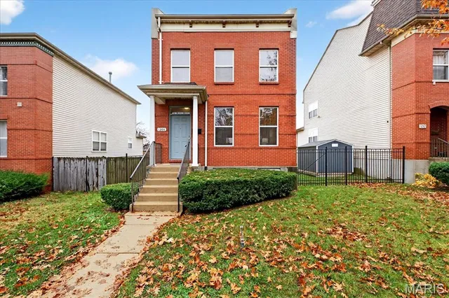 $299,900 | 1208 South 13th Street, St. Louis, MO 63104
