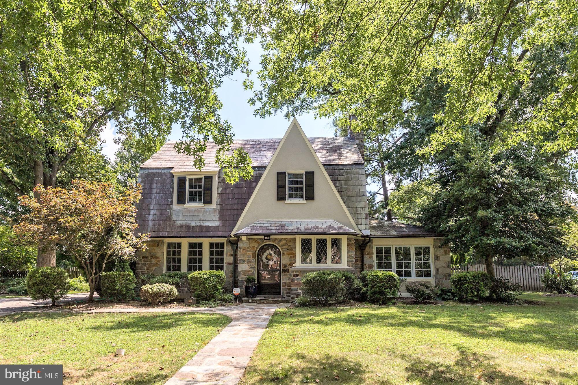 601 Kingston Road Baltimore, MD 21212 - Photo 1 of 56 Expanded tudor with over 3000 sq ft above grade