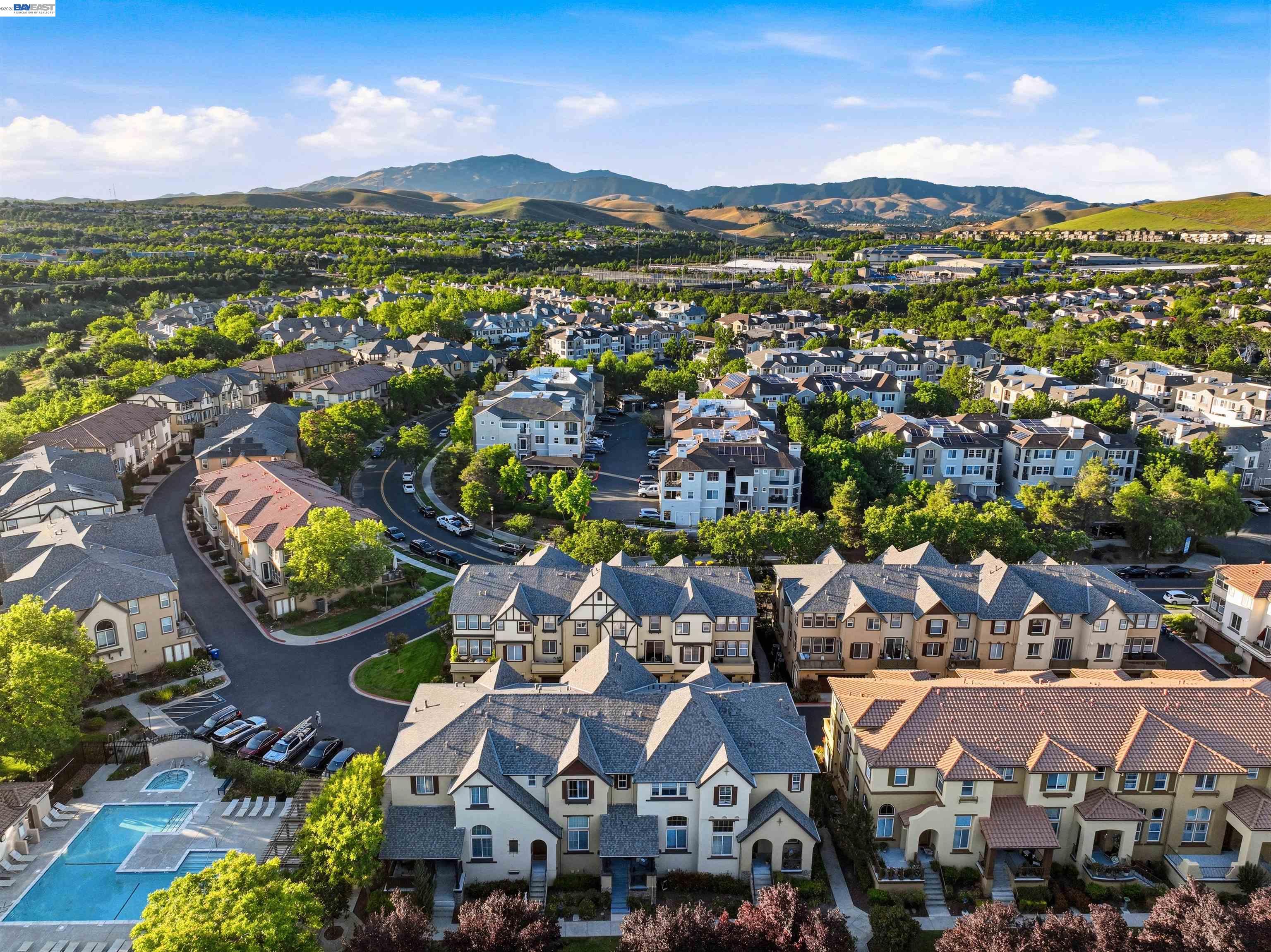 147 Landsdowne Loop San Ramon, CA 94582 - Photo 23 of 28
