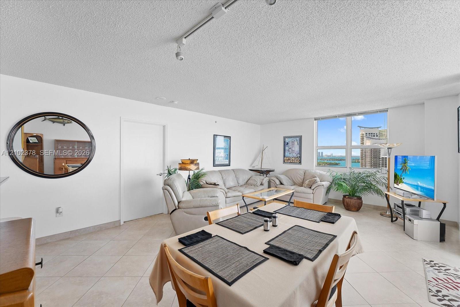 90 Alton Road, Unit 2911 Miami Beach, FL 33139 - Photo 13 of 39 Gallery Image 13