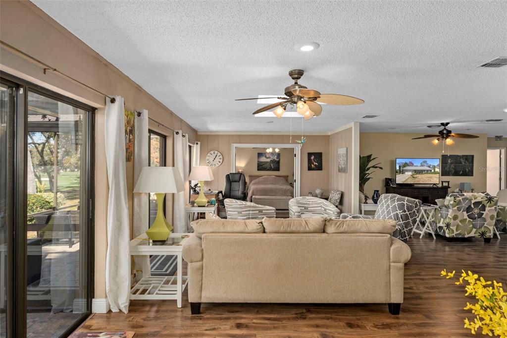 2401 Birdie Lane Spring Hill, FL 34606 - Photo 19 of 82