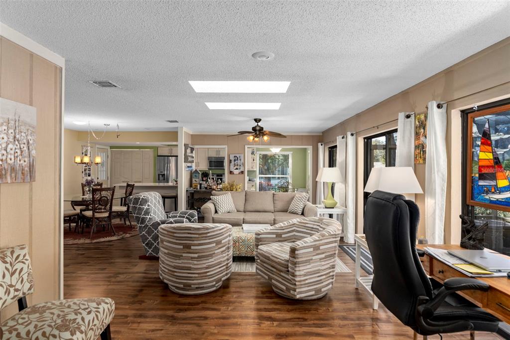 2401 Birdie Lane Spring Hill, FL 34606 - Photo 20 of 82