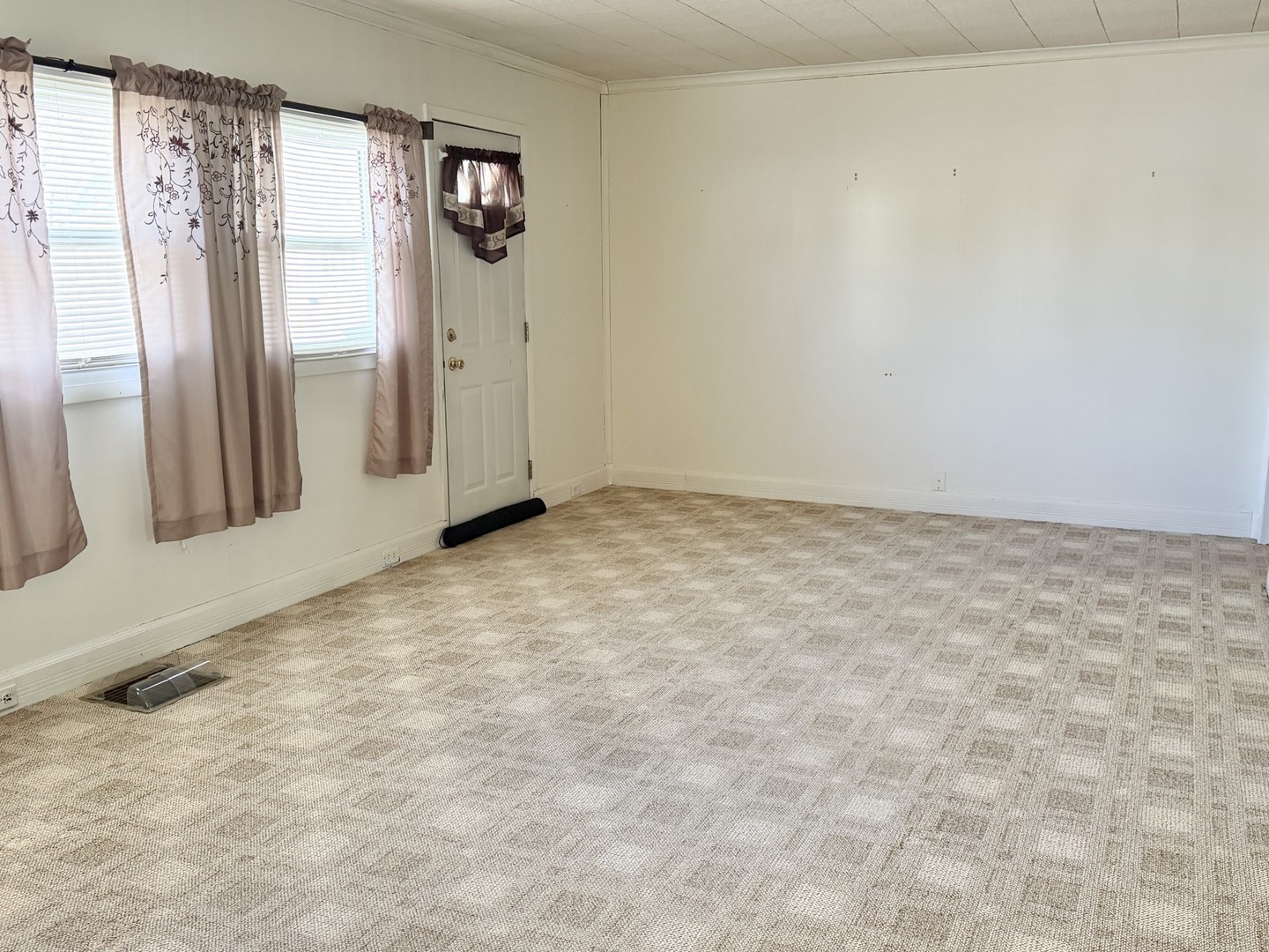 432 Roosevelt Road LaSalle, IL 61301 - Photo 5 of 13