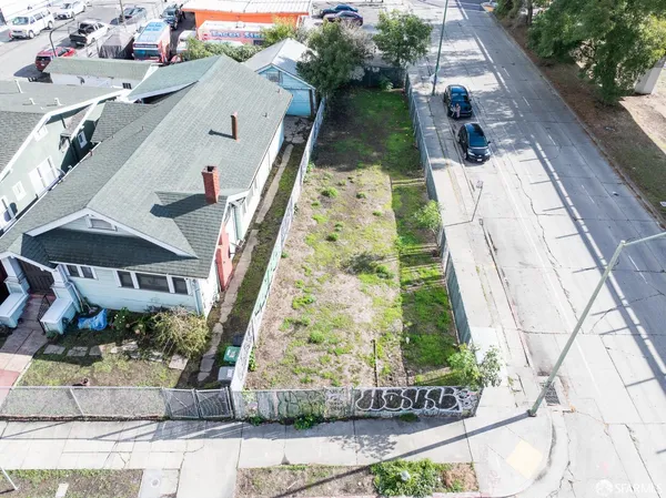 $99,000 | 1208 31st Avenue, Oakland, CA 94601