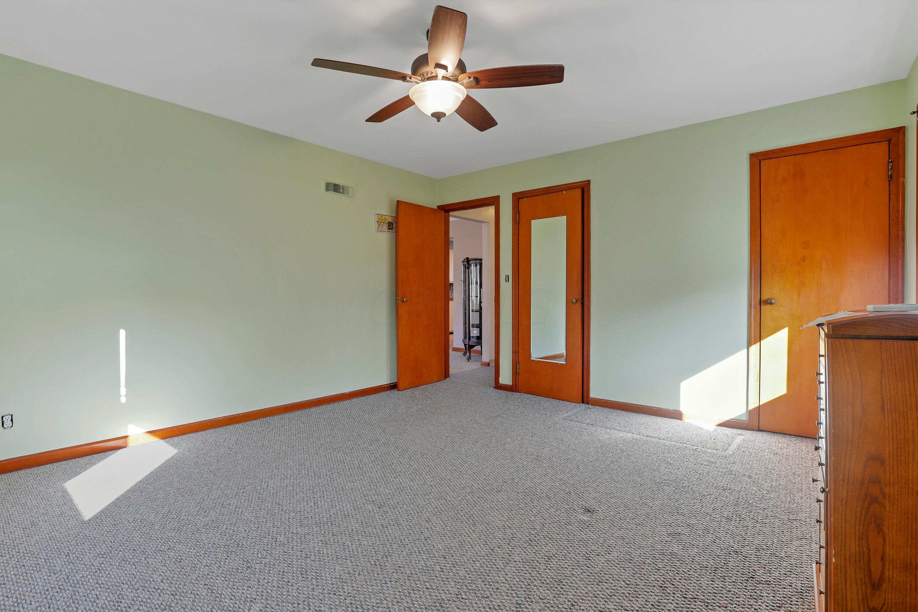 868 Pleasantville Road Lancaster, OH 43130 - Photo 36 of 63 0N4A0752