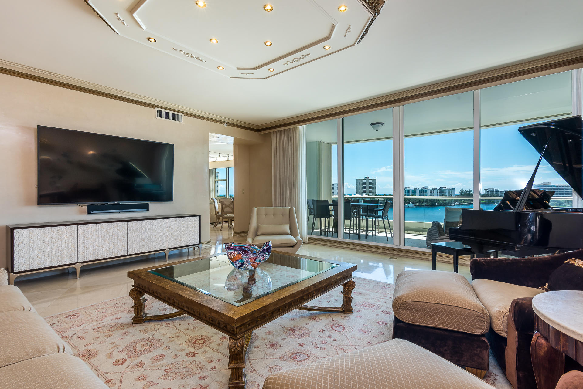 550 Southeast 5th Avenue, Unit 604S Boca Raton, FL 33432 - Photo 4 of 16 a Living Room