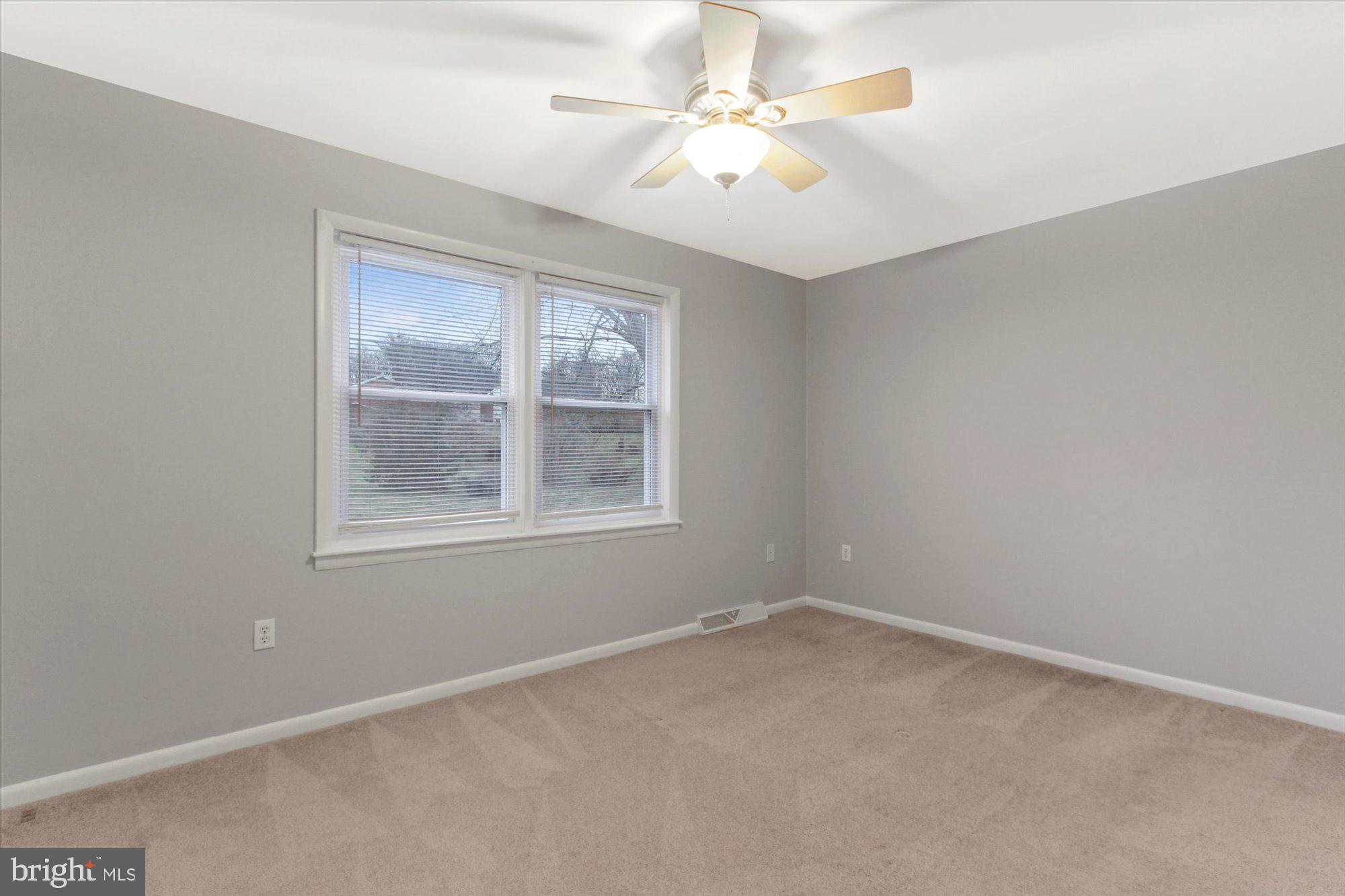 2556 Joppa Road York, PA 17403 - Photo 12 of 26