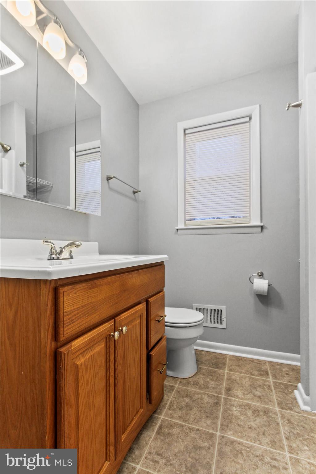 2556 Joppa Road York, PA 17403 - Photo 17 of 26