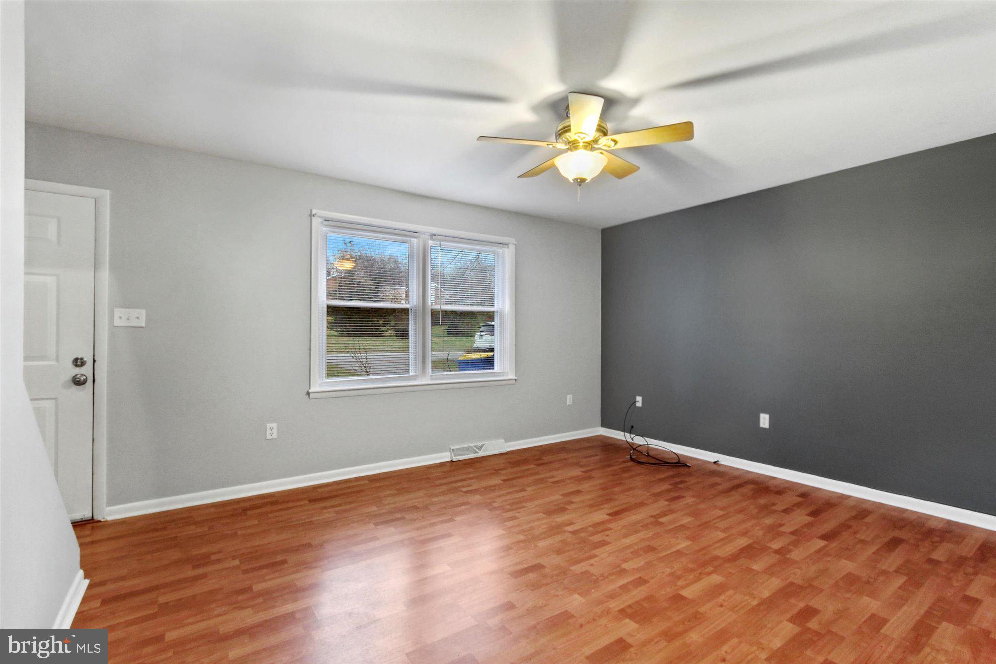 2556 Joppa Road York, PA 17403 - Photo 5 of 26