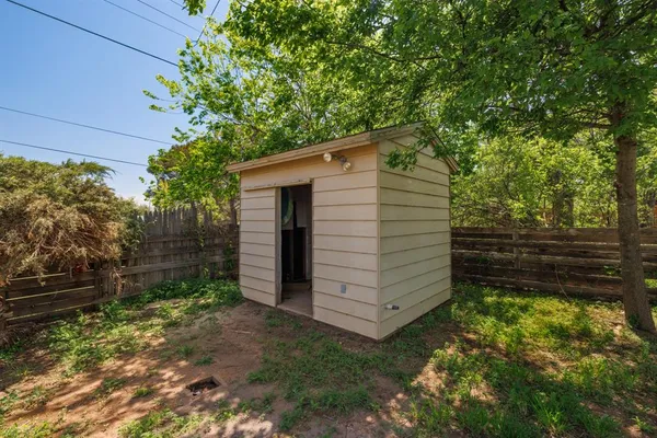 $365,000 | 2929 Sayles Boulevard, Abilene, TX 79602