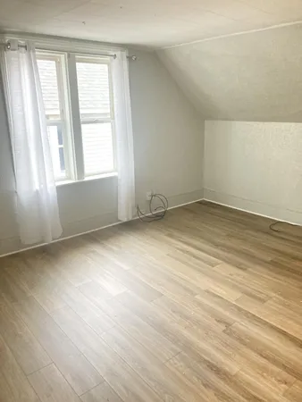 $235,000 | 826 Arianna Street Northwest, Grand Rapids, MI 49504