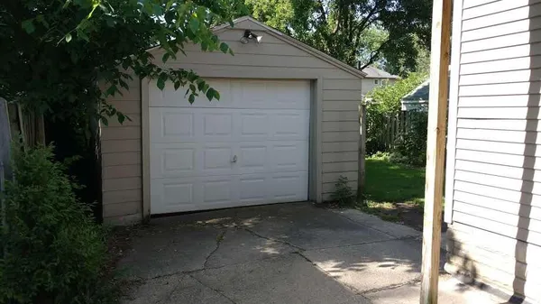 $235,000 | 826 Arianna Street Northwest, Grand Rapids, MI 49504