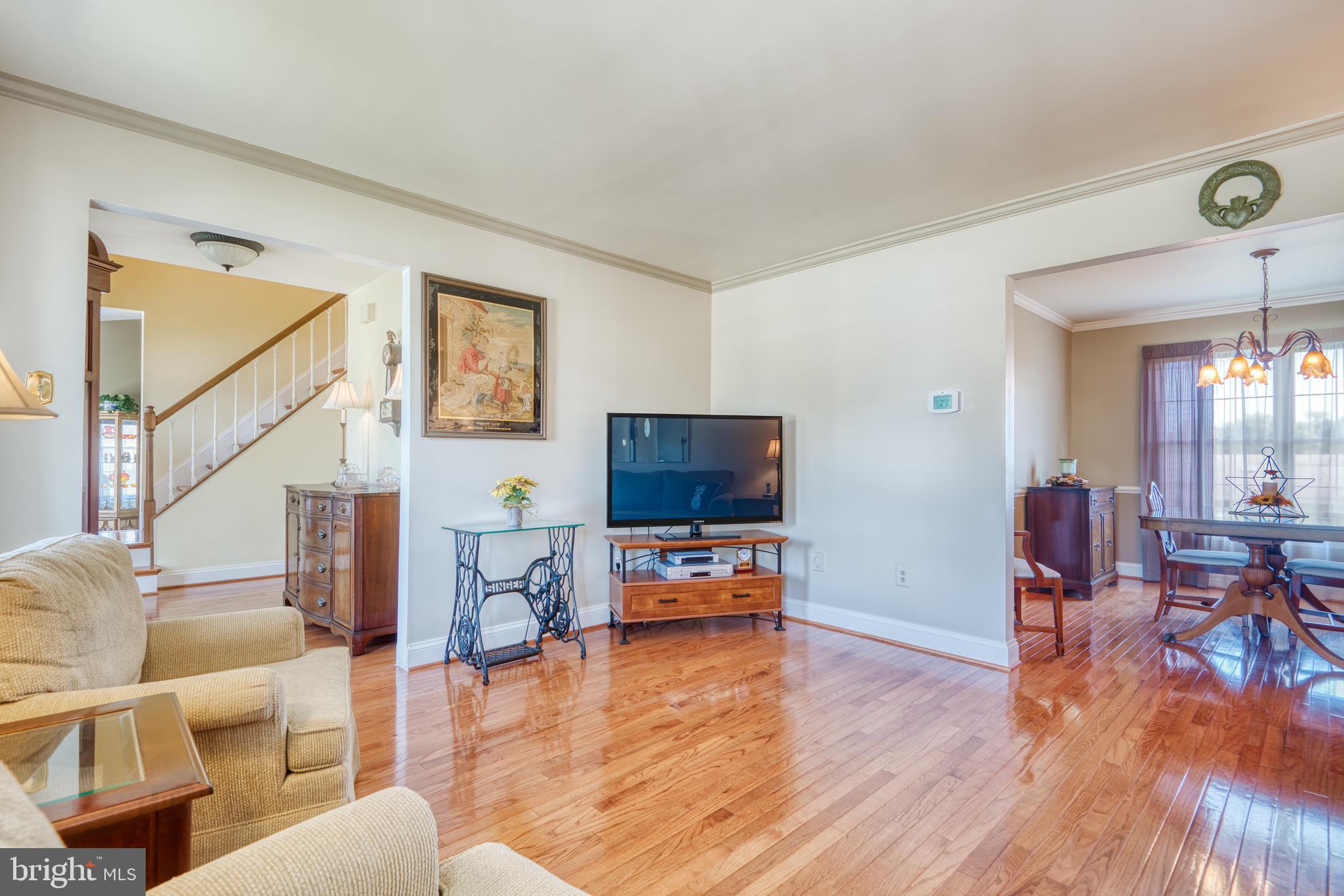9301 Ramblebrook Road Baltimore, MD 21236 - Photo 13 of 37 Living Room/Dining Room
