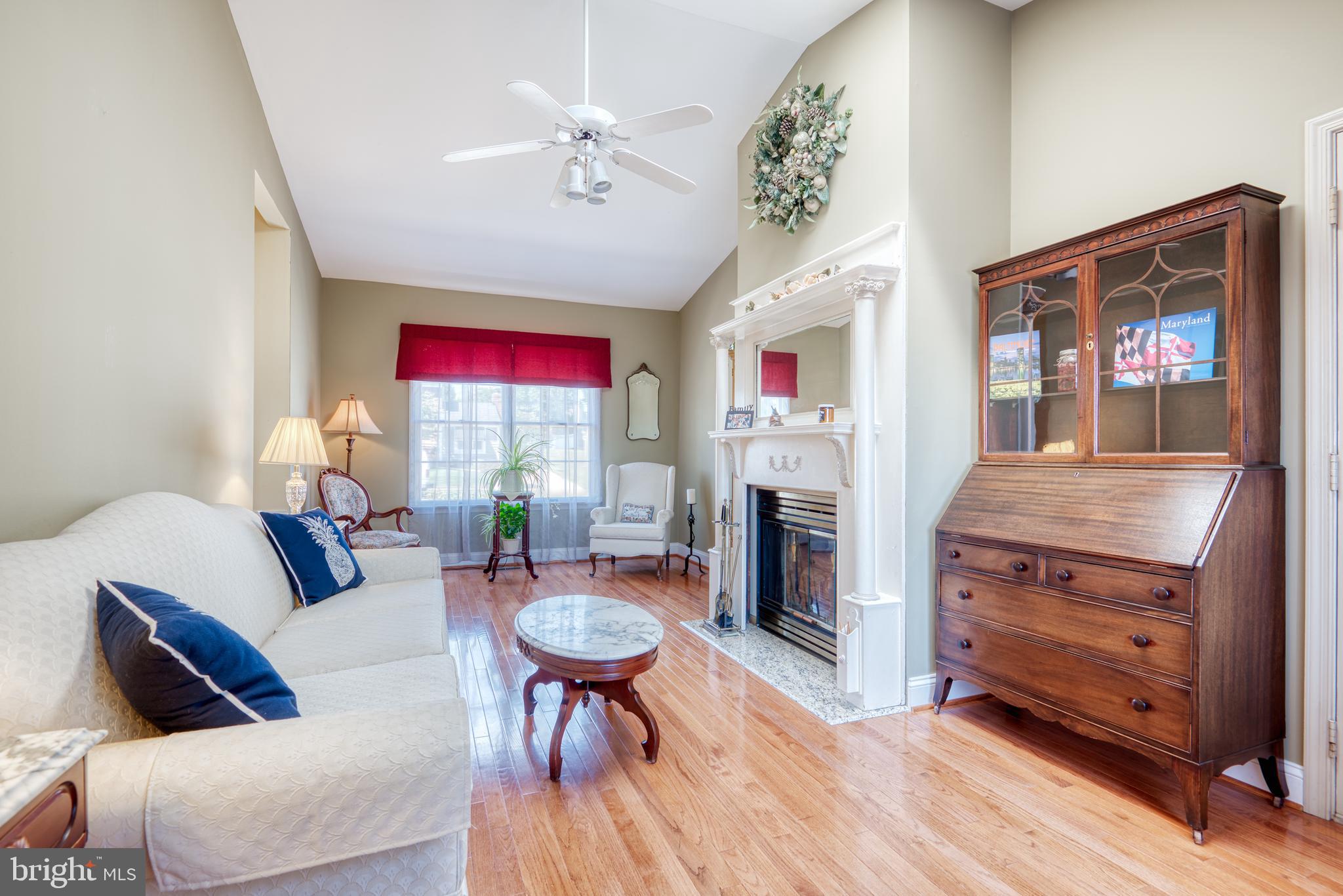 9301 Ramblebrook Road Baltimore, MD 21236 - Photo 18 of 37 Sitting Room