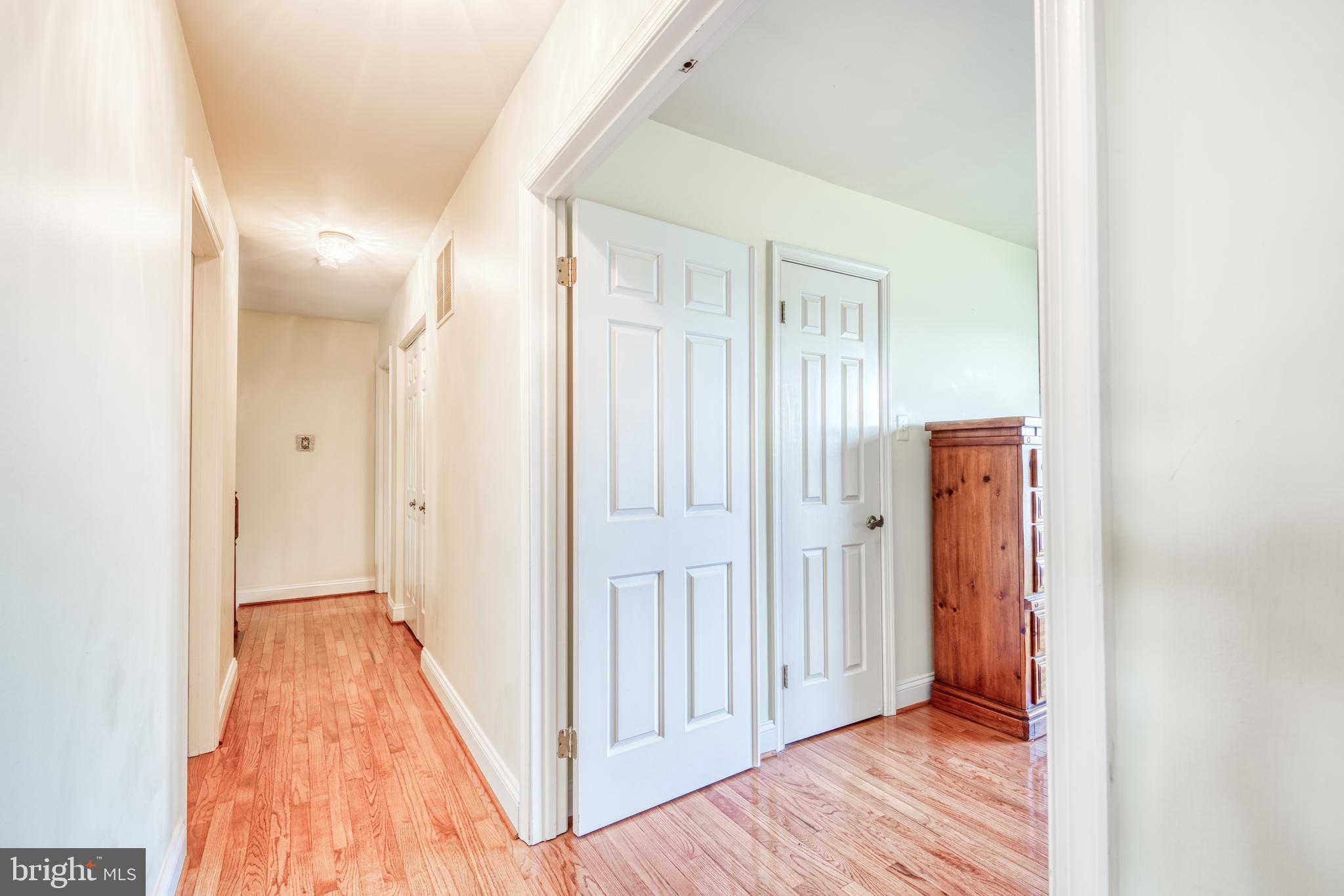 9301 Ramblebrook Road Baltimore, MD 21236 - Photo 20 of 37 Entrance to Master Suite
