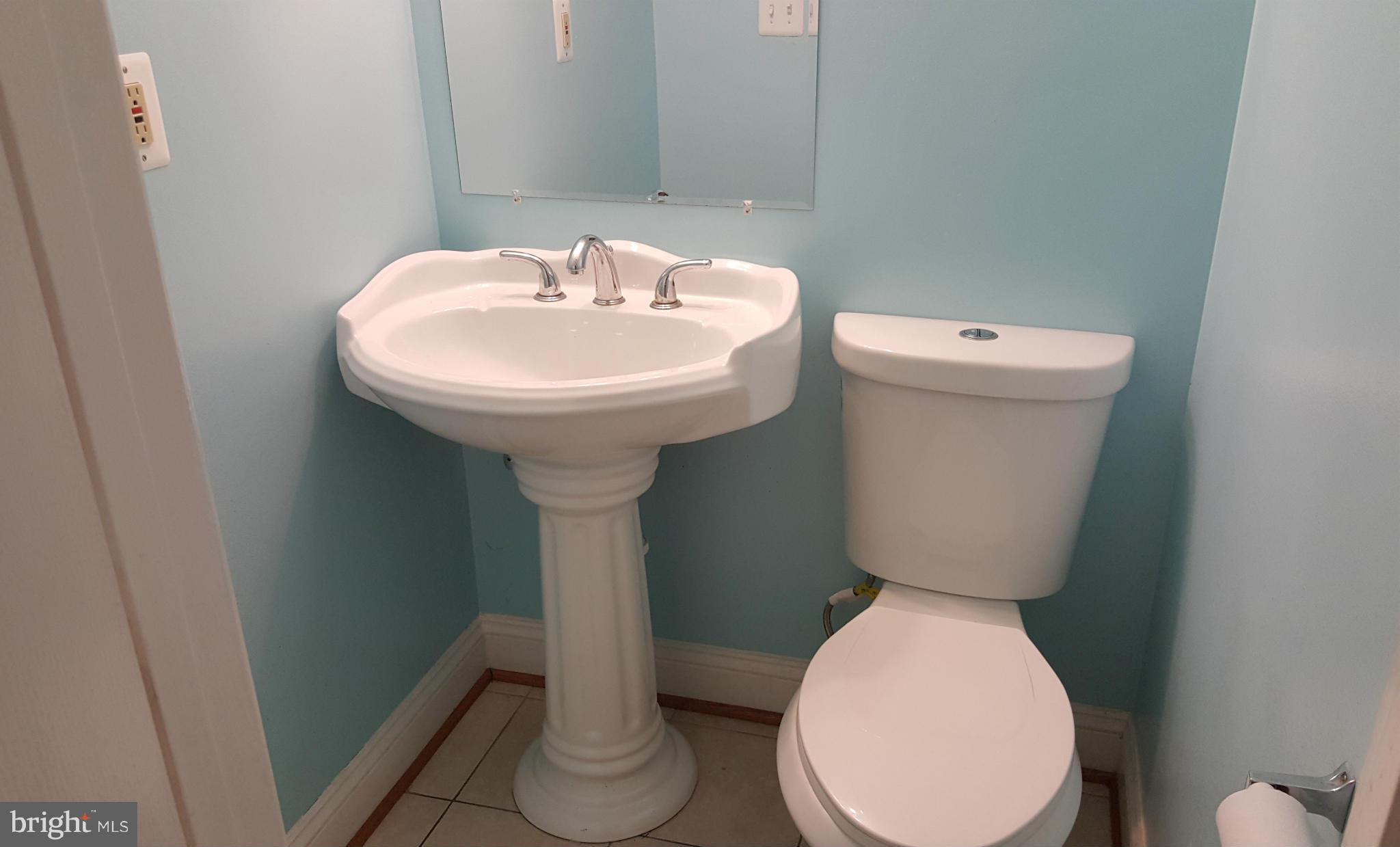 5712 Berwyn Road Berwyn Heights, MD 20740 - Photo 14 of 28 Half Bath: Main House