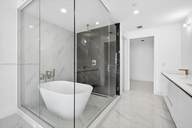 $13,850 | 700 Northeast 24th Street, Unit 1407, Miami, FL 33137