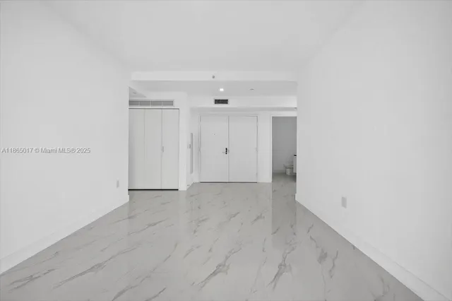 $13,850 | 700 Northeast 24th Street, Unit 1407, Miami, FL 33137