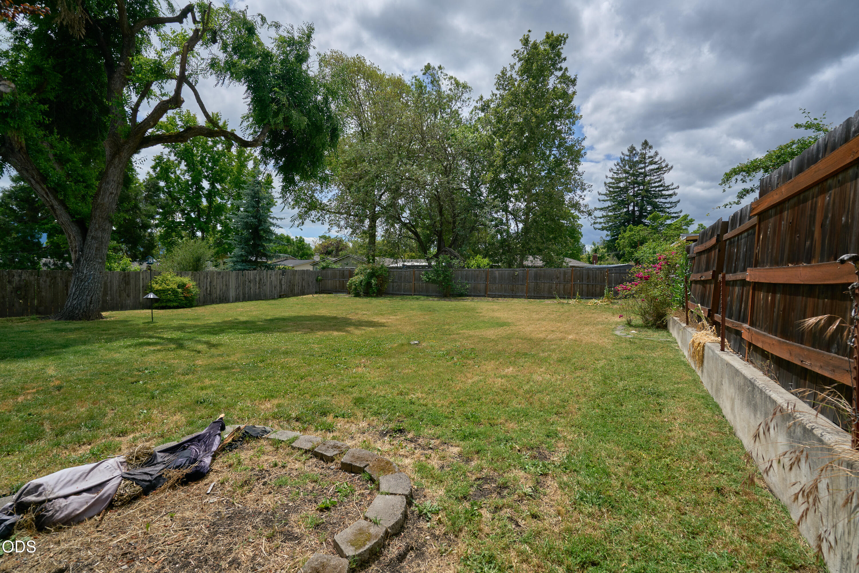 340 Sutter Avenue Medford, OR 97504 - Photo 25 of 27