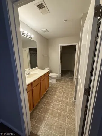 $1,000 | 4455 Brassfield Drive, Unit 101, Winston-Salem, NC 27105