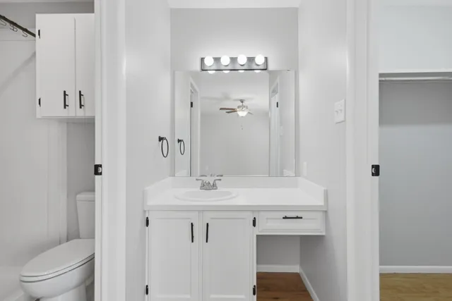 $1,550 | 600 East Stone Street, Unit B, Brenham, TX 77833