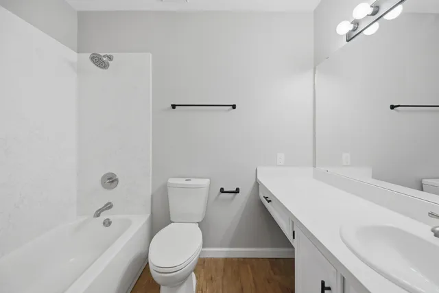 $1,550 | 600 East Stone Street, Unit B, Brenham, TX 77833