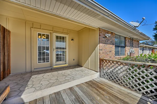 $1,550 | 600 East Stone Street, Unit B, Brenham, TX 77833