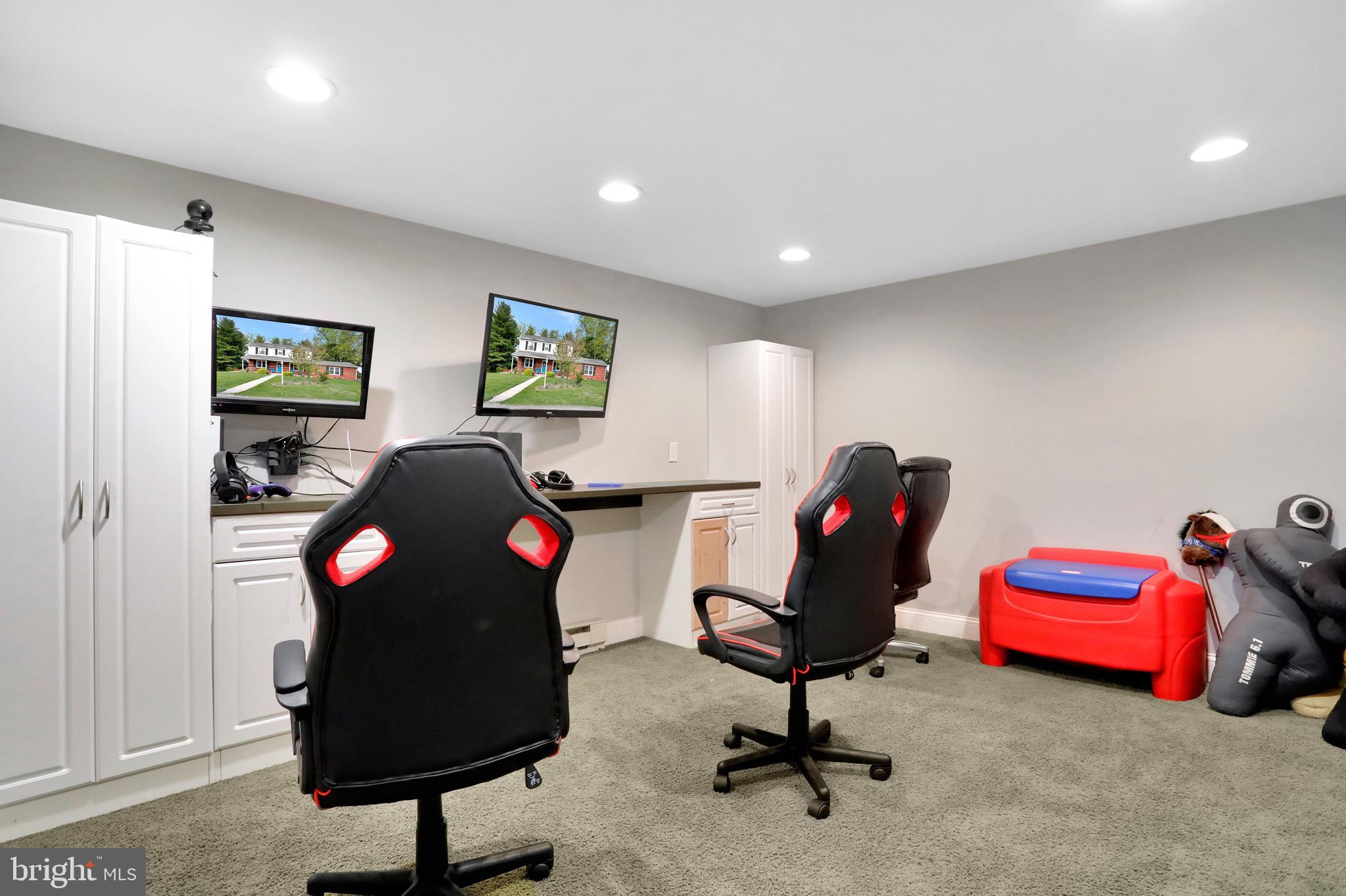 18518 Indian Cottage Road Hagerstown, MD 21742 - Photo 25 of 47 Finished basement