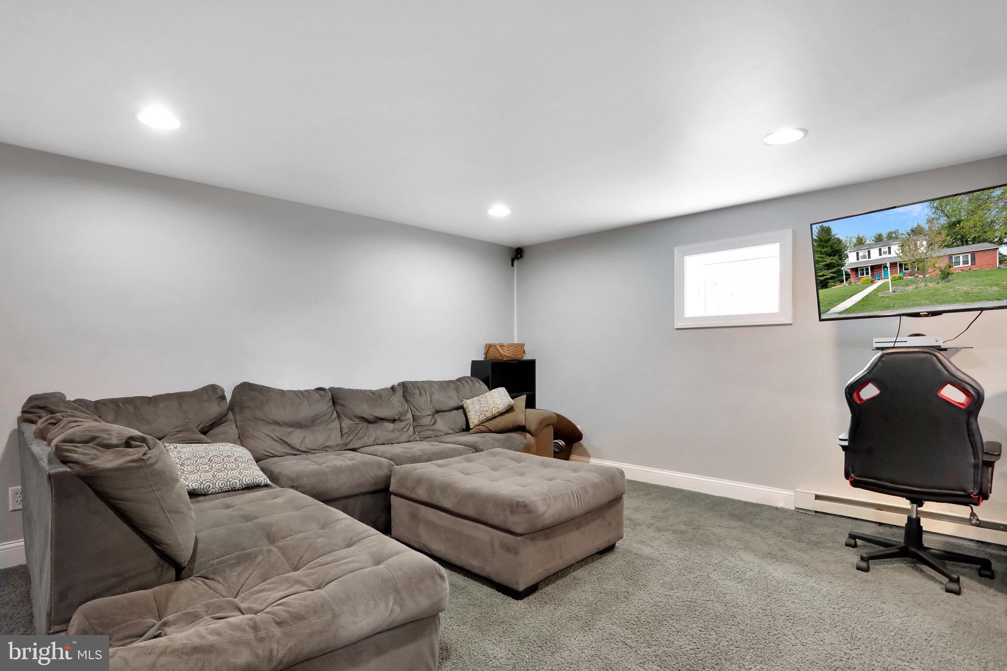 18518 Indian Cottage Road Hagerstown, MD 21742 - Photo 29 of 47 Finished basement