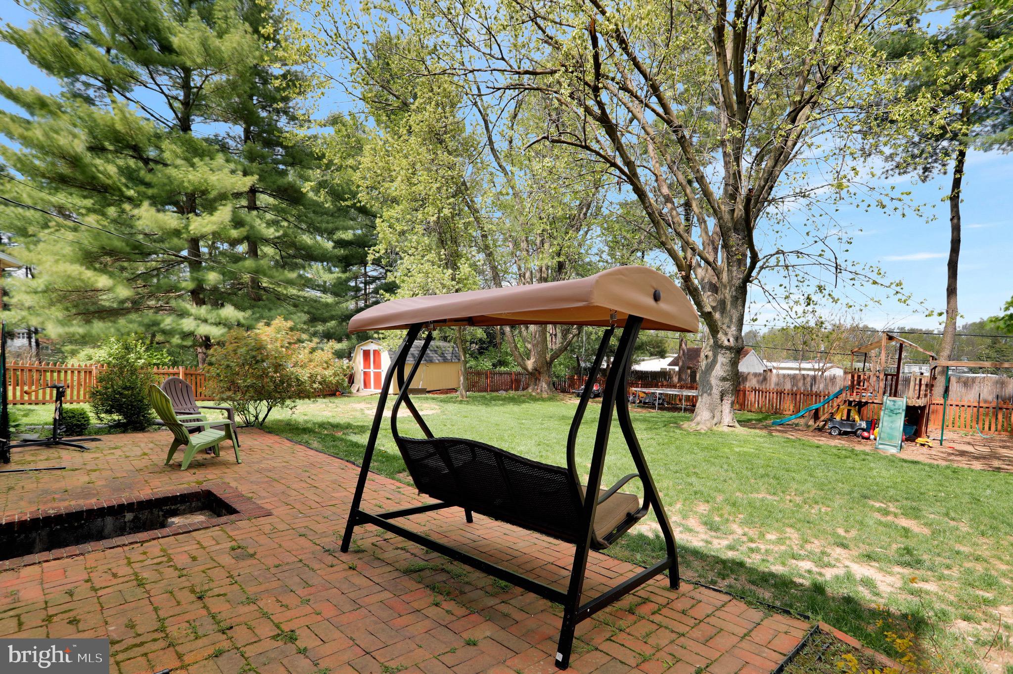 18518 Indian Cottage Road Hagerstown, MD 21742 - Photo 38 of 47 Back patio