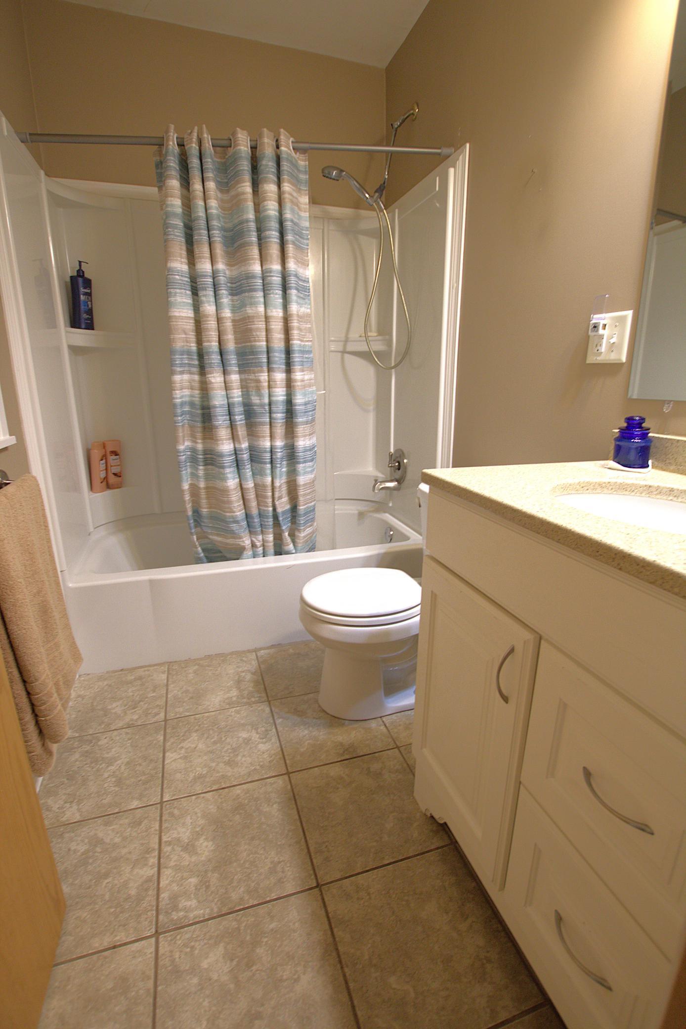 616 7th Street Northeast Staples, MN 56479 - Photo 17 of 28