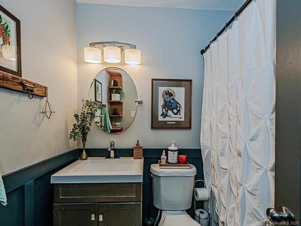 5014 Erickson Road, Unit L25 Charlotte, NC 28205 - Photo 16 of 23 Gallery Image 16