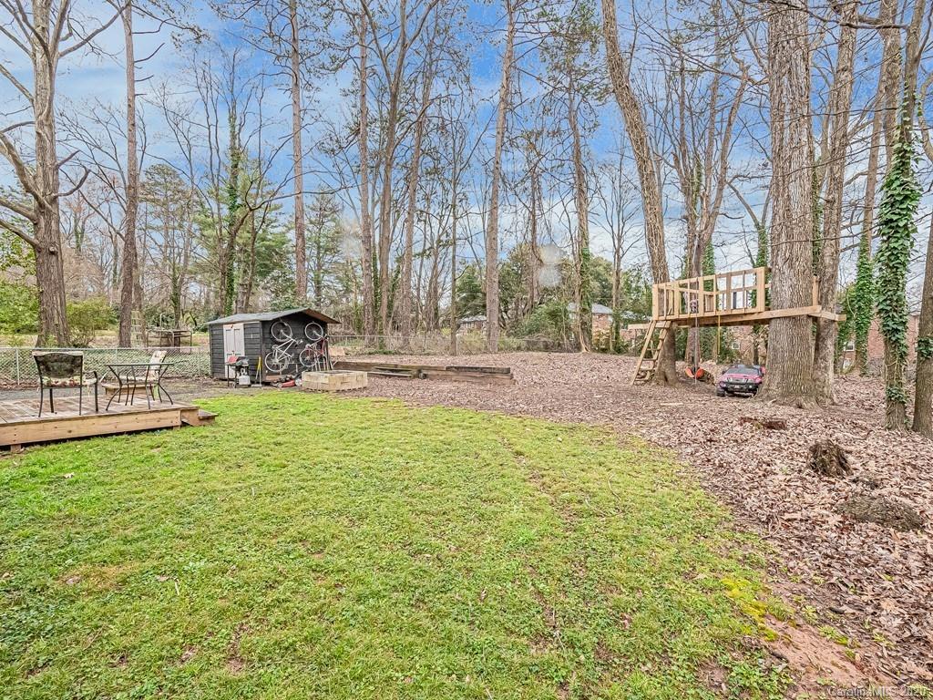 5014 Erickson Road, Unit L25 Charlotte, NC 28205 - Photo 20 of 23 Gallery Image 20