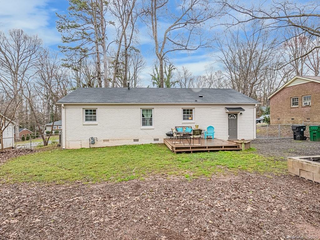 5014 Erickson Road, Unit L25 Charlotte, NC 28205 - Photo 22 of 23 Gallery Image 22