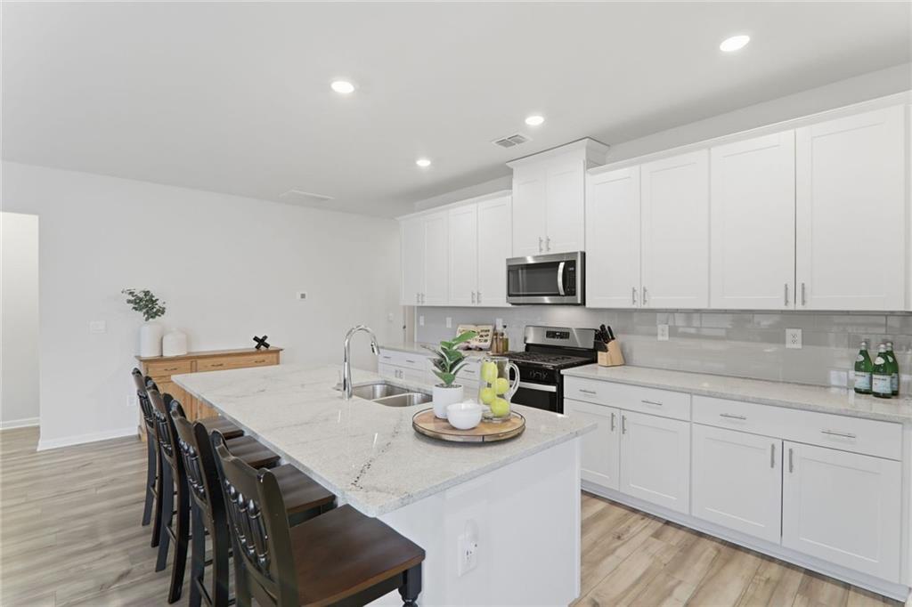 415 Murphy Avenue Canton, GA 30114 - Photo 7 of 44