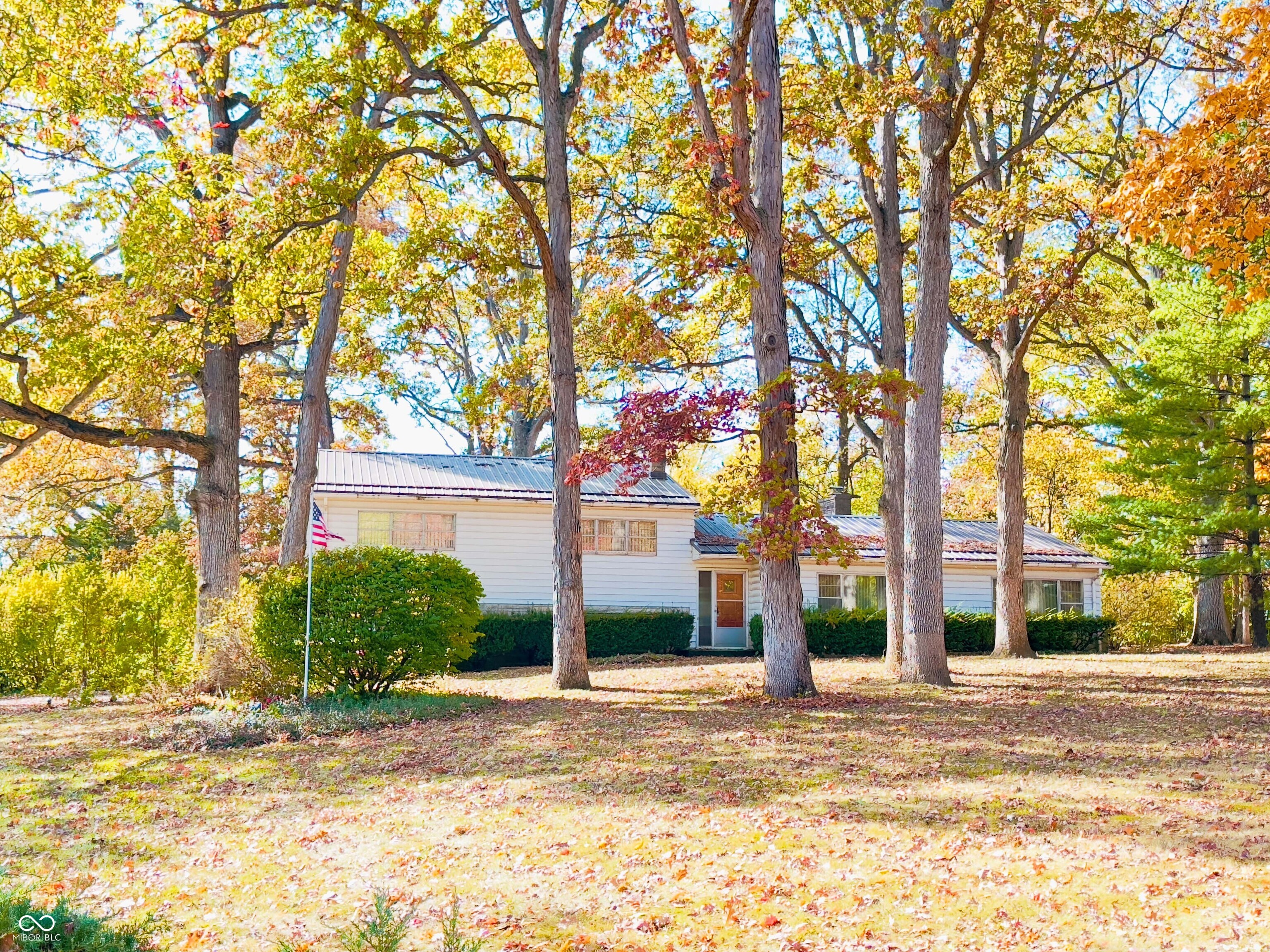 208 Southridge Road Fort Wayne, IN 46825 - Photo 19 of 60 Gallery Image 19