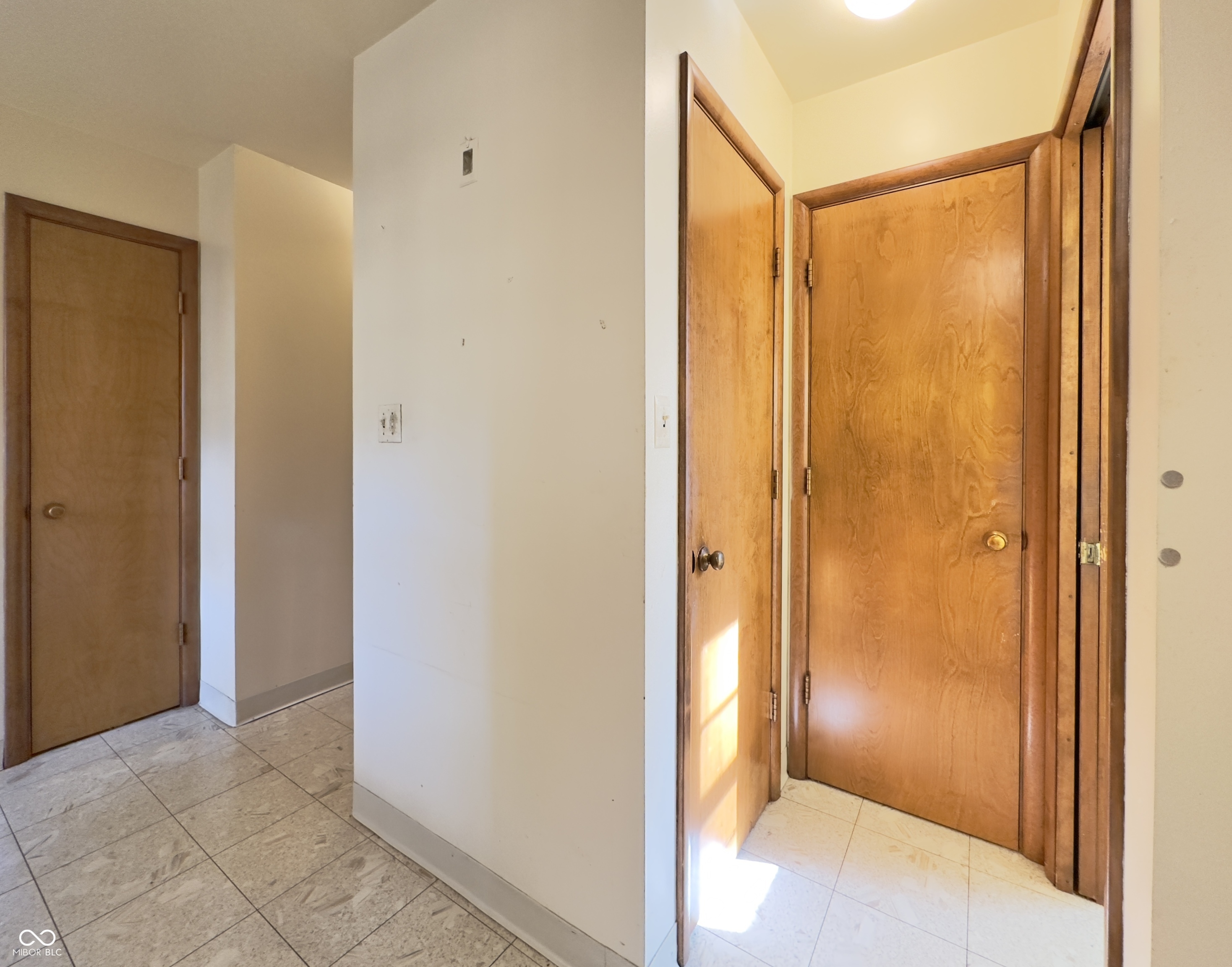 208 Southridge Road Fort Wayne, IN 46825 - Photo 31 of 60 Gallery Image 31