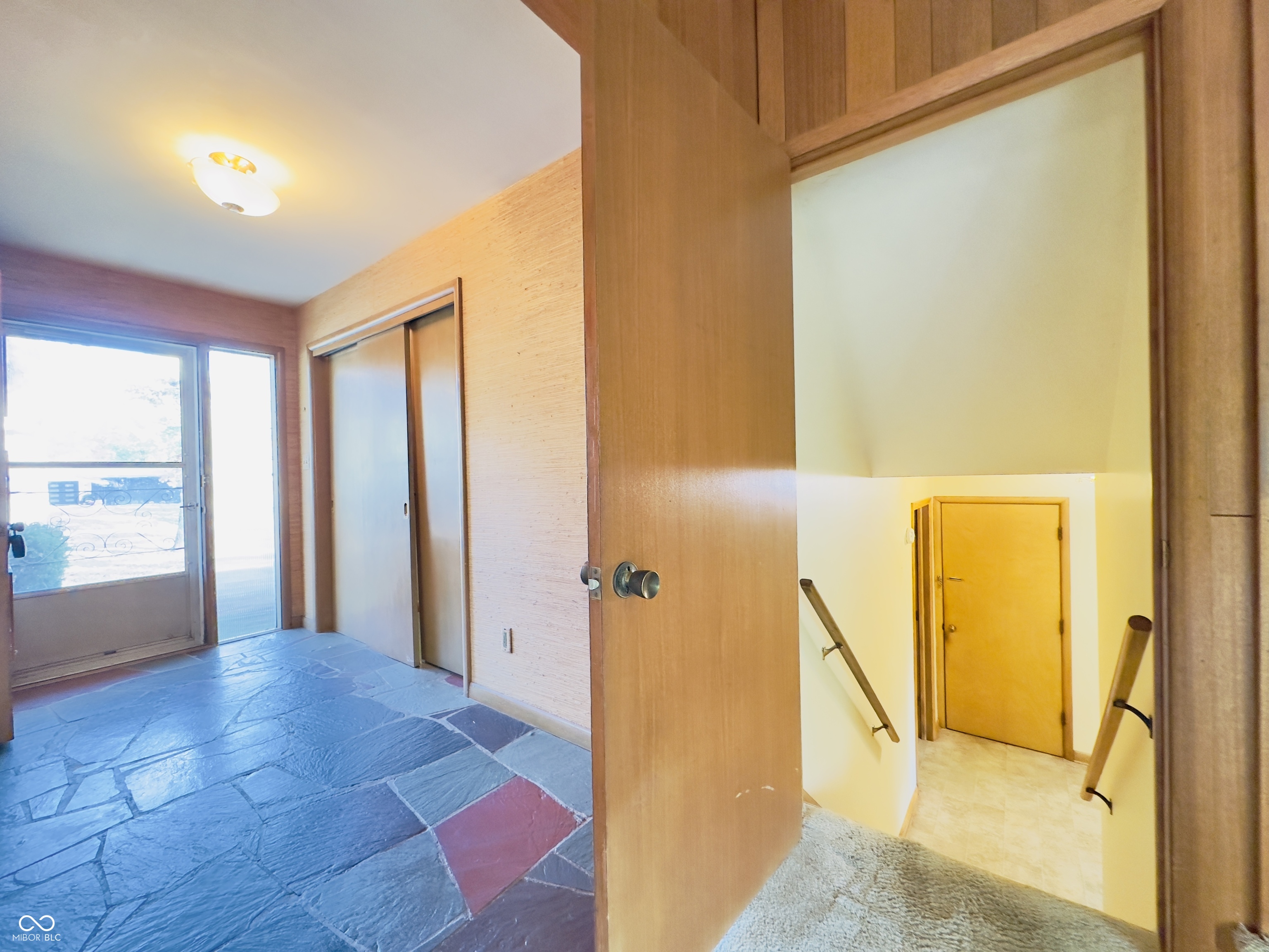 208 Southridge Road Fort Wayne, IN 46825 - Photo 53 of 60 Gallery Image 53