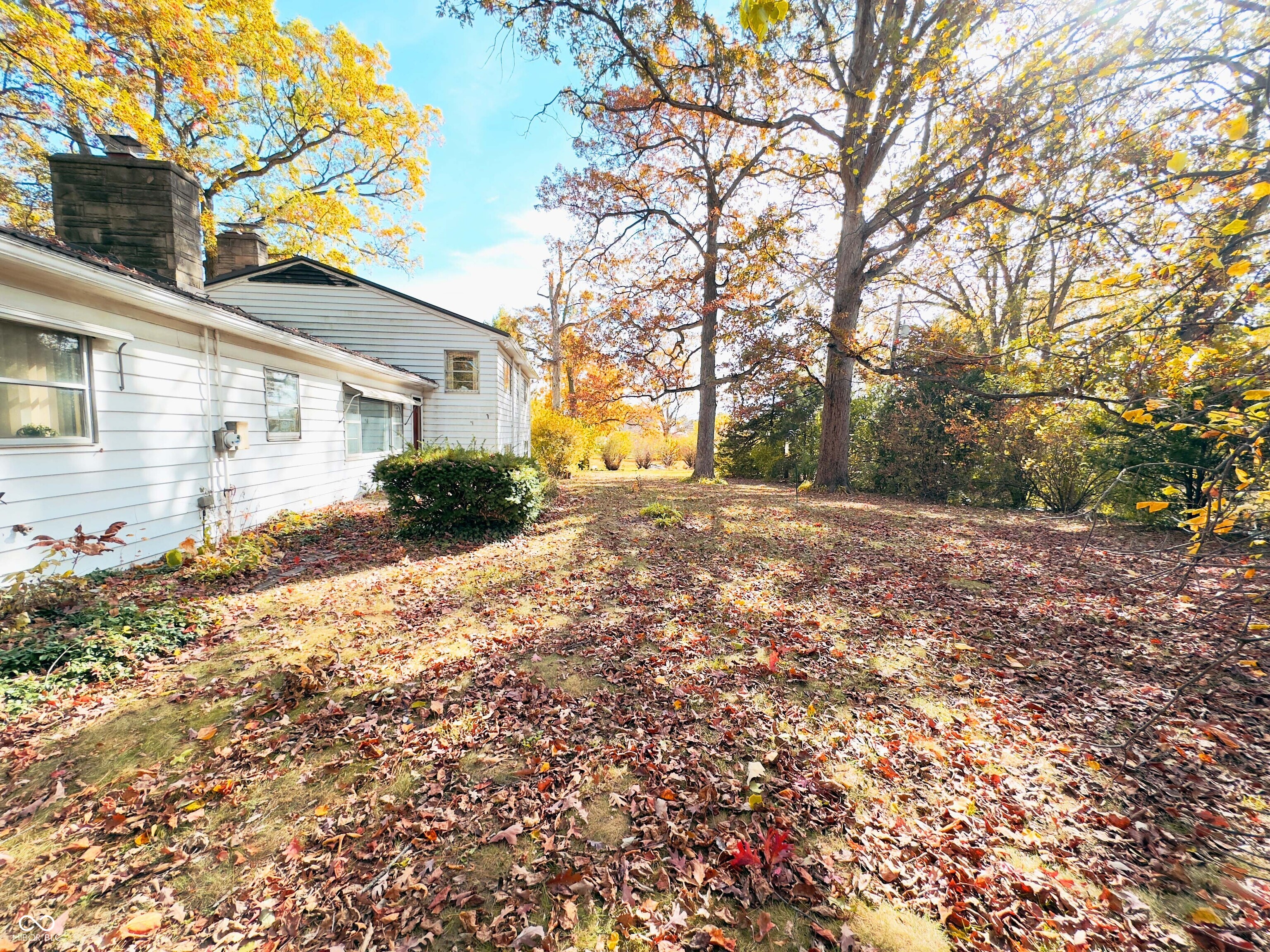 208 Southridge Road Fort Wayne, IN 46825 - Photo 9 of 60 Gallery Image 9