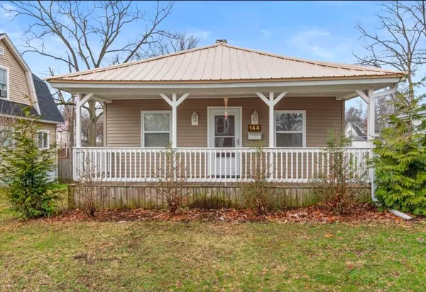 $159,900 | 144 South Manning Street, Hillsdale, MI 49242