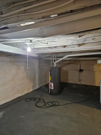 $159,900 | 144 South Manning Street, Hillsdale, MI 49242