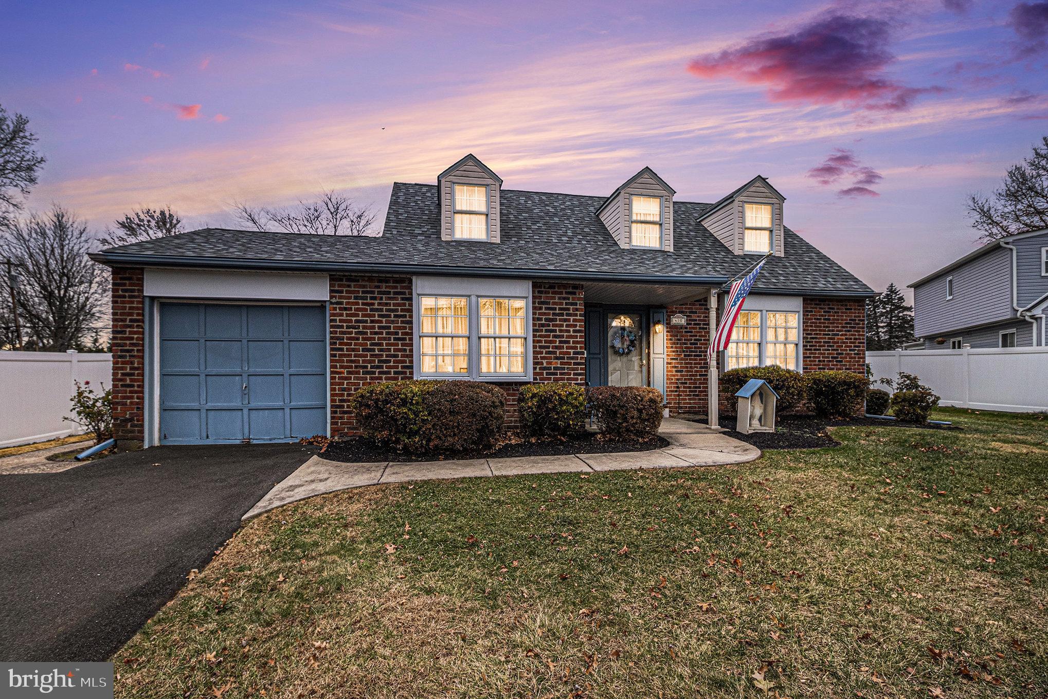 410 Wendy Road Southampton, PA 18966 - Photo 2 of 29 Gallery Image 2