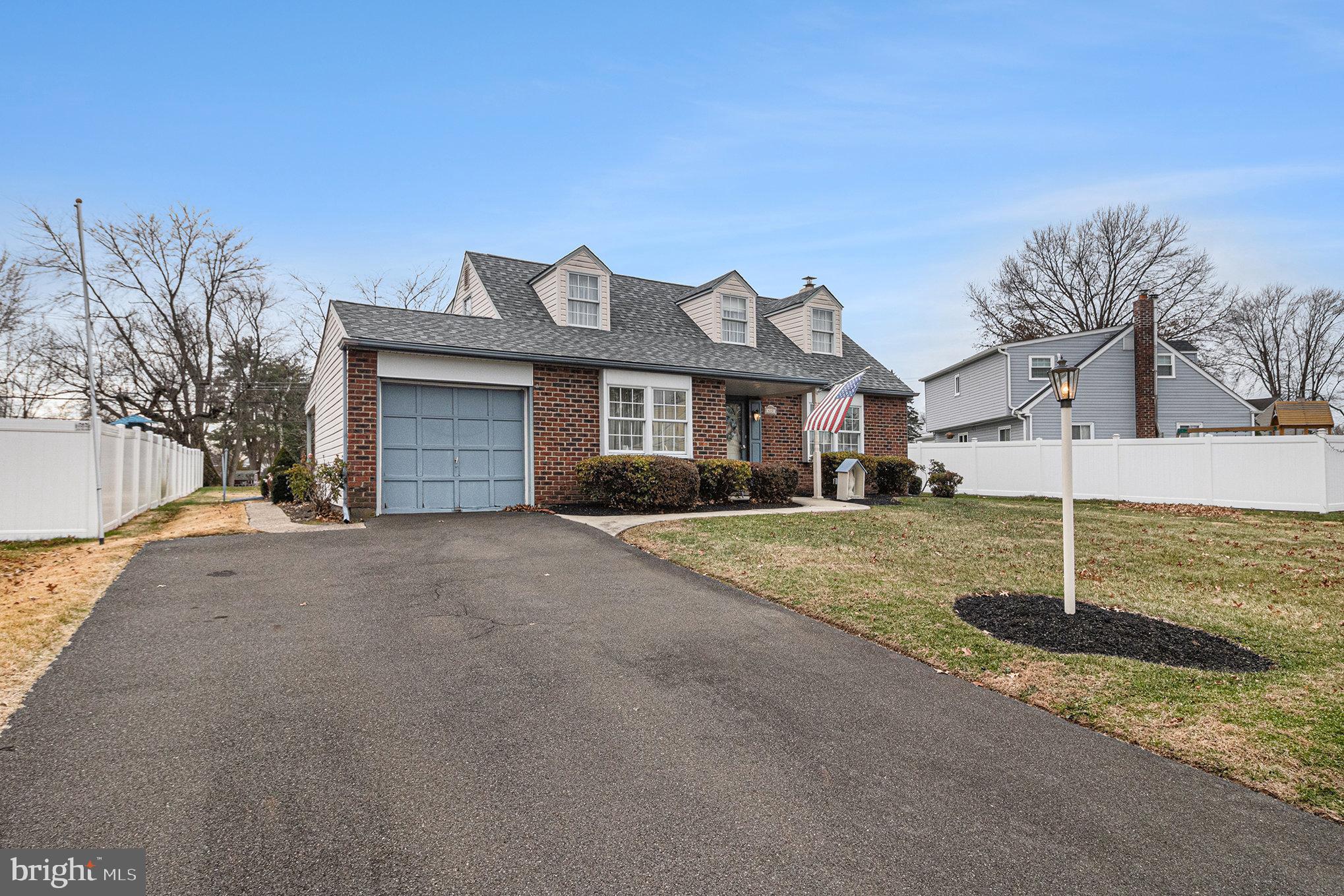 410 Wendy Road Southampton, PA 18966 - Photo 4 of 29 Gallery Image 4