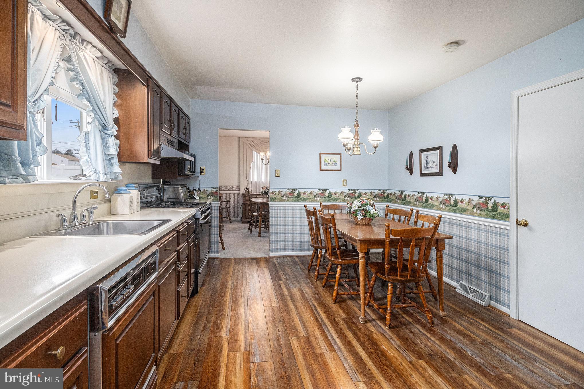 410 Wendy Road Southampton, PA 18966 - Photo 10 of 29 Gallery Image 10
