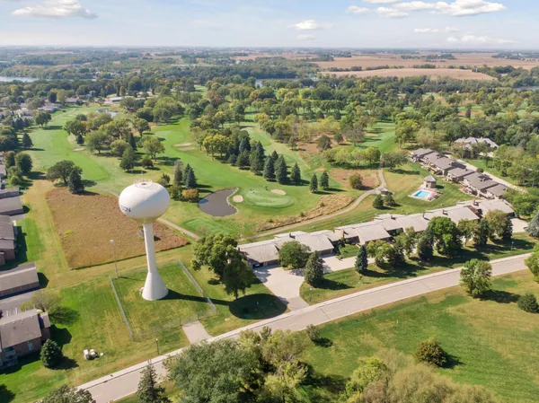 $470,000 | 972 Rolling Greens Lane, Hutchinson, MN 55350