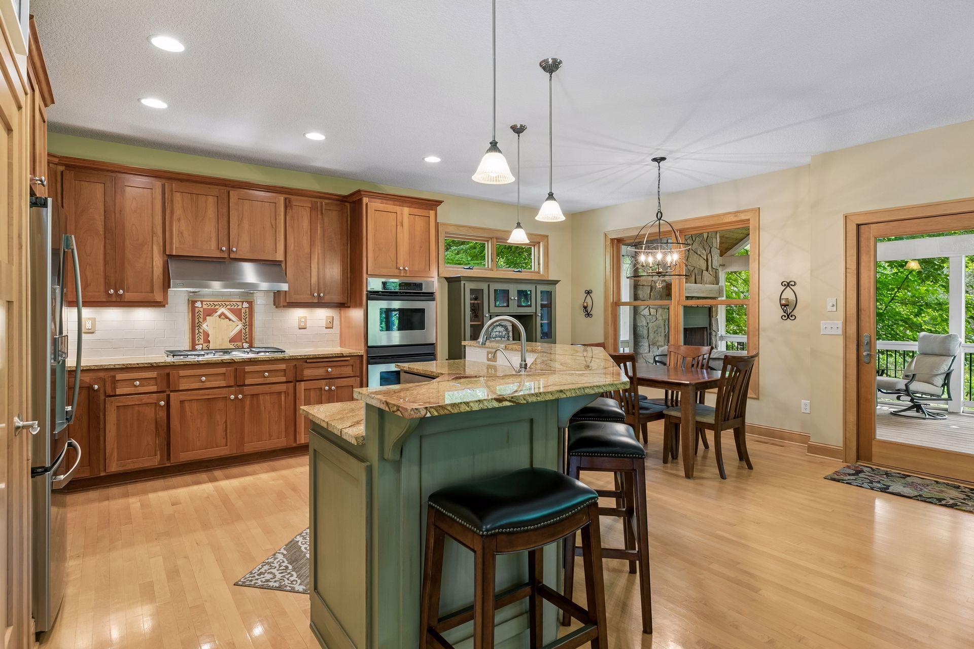2866 Timberview Trail Chaska, MN 55318 - Photo 12 of 45